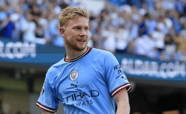 再见德布劳内！告别球迷！请求留队，遭瓜帅背叛，1.5亿巨星取代